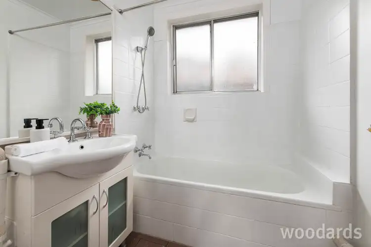 Sixth view of Homely apartment listing, 10/38 Creswick Street, Hawthorn VIC 3122