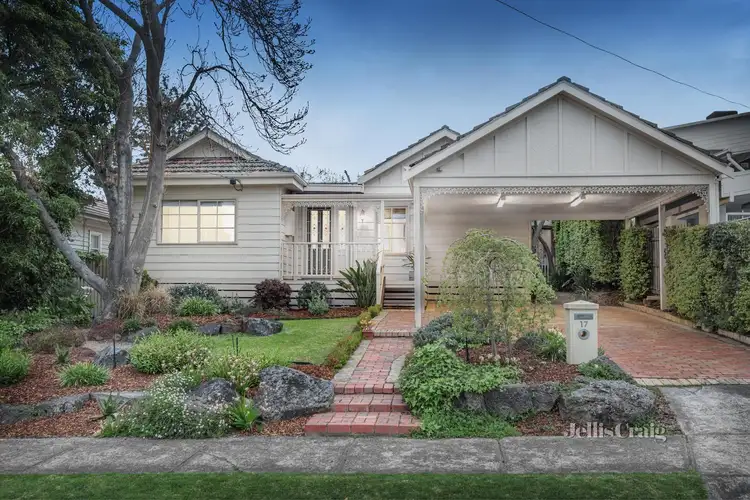 17 Dobson Avenue, Rosanna VIC 3084