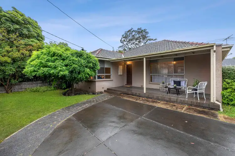 Main view of Homely unit listing, 1/15 Tarella Drive, Mount Waverley VIC 3149