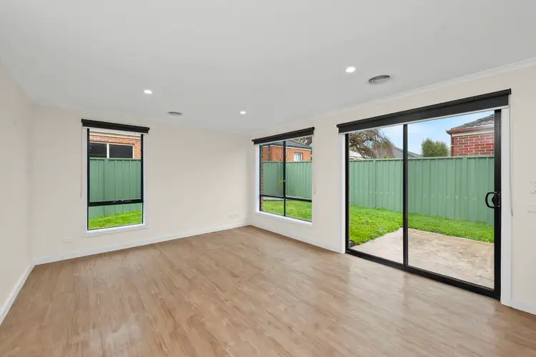Sixth view of Homely house listing, 7 St Clare Avenue, Lake Gardens VIC 3355