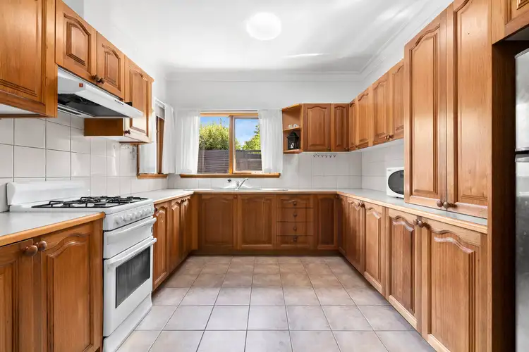 Fifth view of Homely unit listing, 2/4 Whitmuir Road, Bentleigh VIC 3204