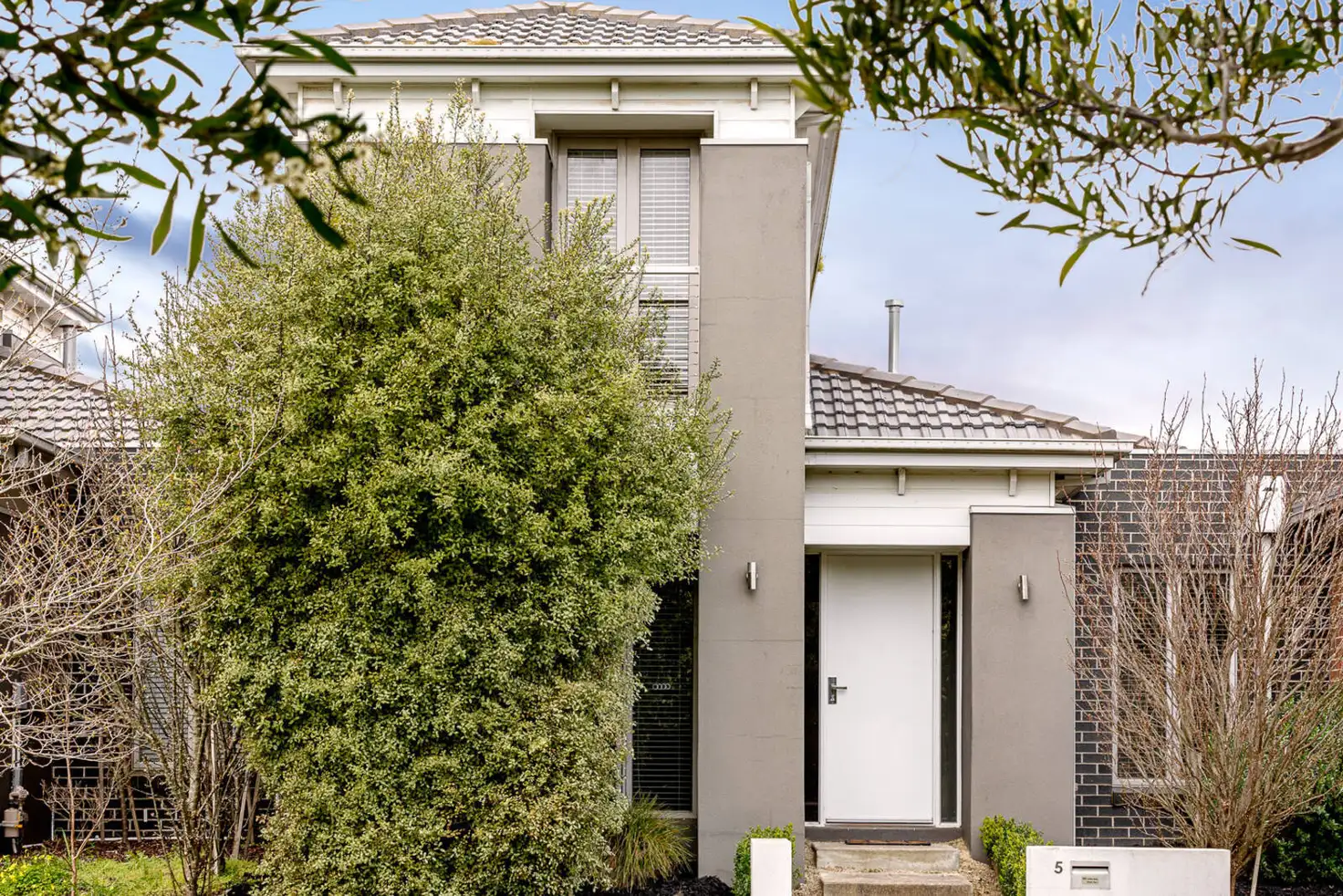 Main view of Homely house listing, 5 Willoby Drive, Alfredton VIC 3350