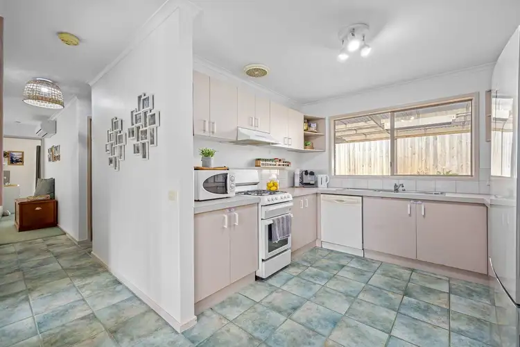 Fifth view of Homely house listing, 10 Leura Crescent, Rosebud VIC 3939