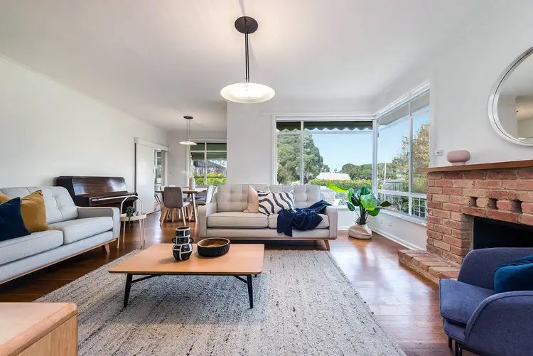 Third view of Homely house listing, 27 Josephine Avenue, Mount Waverley VIC 3149