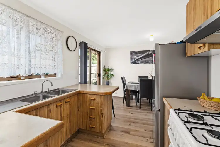 Fifth view of Homely unit listing, 2/2 Cunningham Place, Oakleigh South VIC 3167