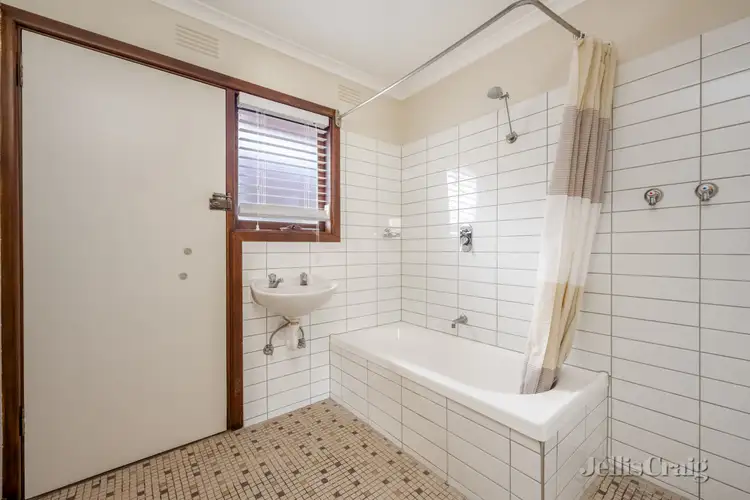Fifth view of Homely unit listing, 1/108 Rossmoyne Street, Thornbury VIC 3071