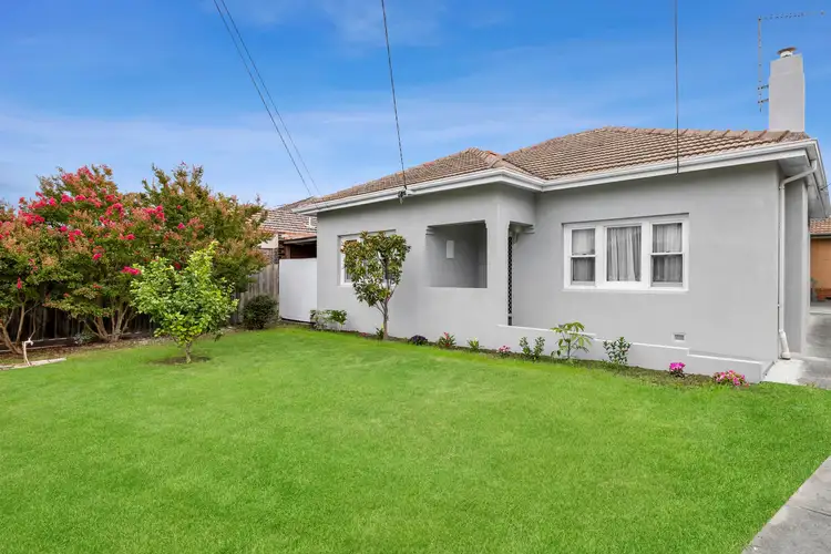 Main view of Homely unit listing, 1/119 Burlington Street, Oakleigh VIC 3166