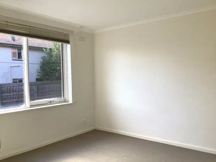 Fifth view of Homely apartment listing, 4/76 Dundas Street, Thornbury VIC 3071