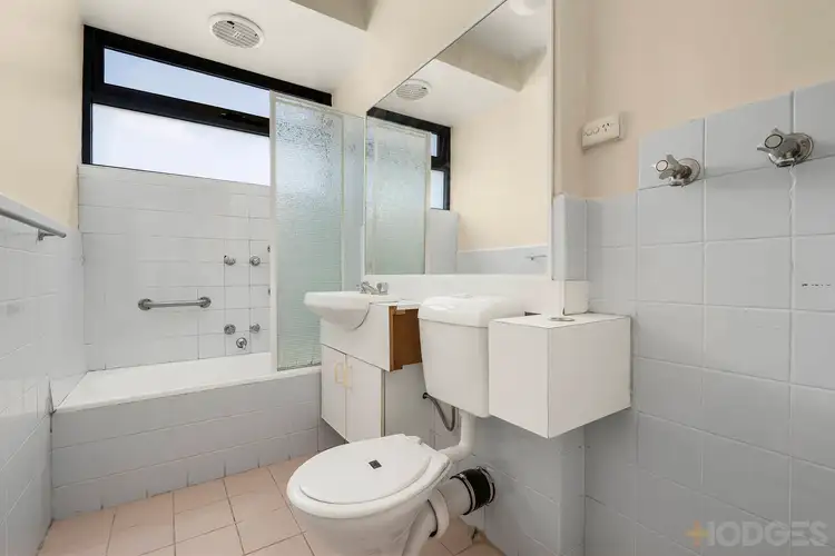 Fifth view of Homely apartment listing, 4/162 Chapel Street, St Kilda VIC 3182