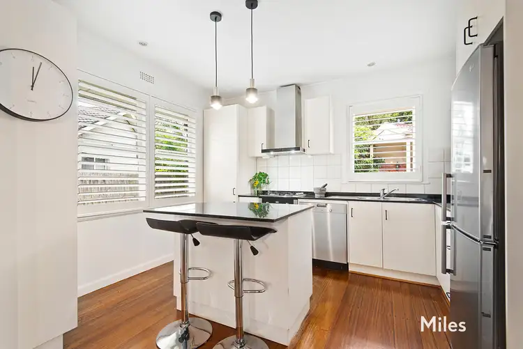 Sixth view of Homely house listing, 1/4 Tully Court, Ivanhoe VIC 3079