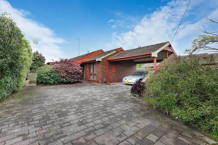 10 Goff Street, Beaconsfield VIC 3807
