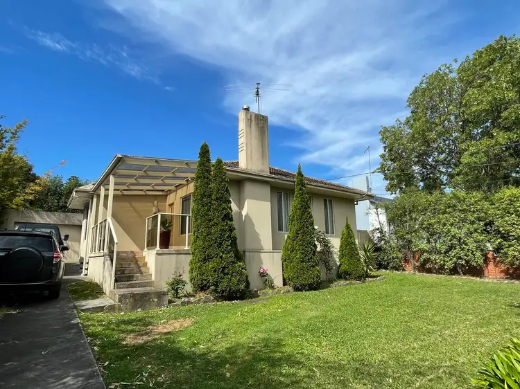 15 Mawarra Crescent, Chadstone VIC 3148