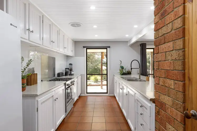 Fourth view of Homely house listing, 39 Stevenson Court, Haddon VIC 3351