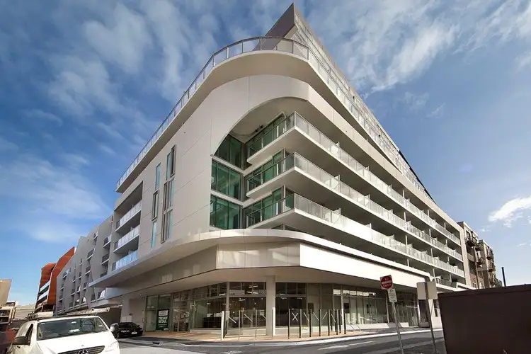 15 Clifton Street