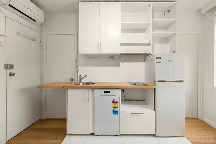 Sixth view of Homely studio listing, 2/50 Carlisle Street, St Kilda VIC 3182