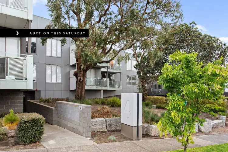 2/4 Yarra Bing Crescent, Burwood VIC 3125