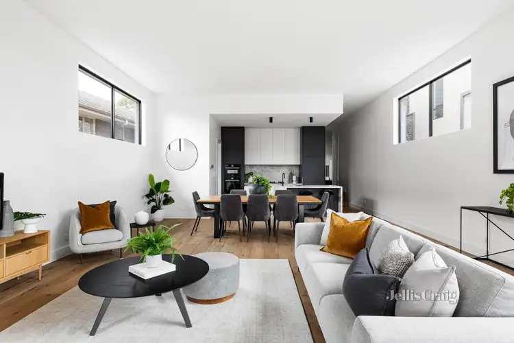 Second view of Homely house listing, 7a Vistaway Court, Donvale VIC 3111