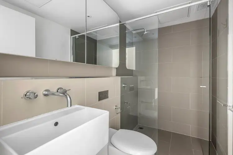 Fourth view of Homely apartment listing, 1105/555 Swanston Street, Carlton VIC 3053