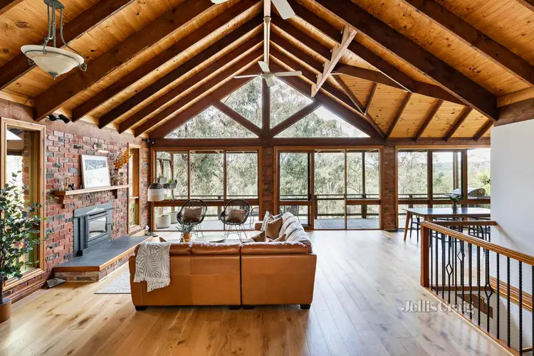 32 Kangaroo Ground Warrandyte Road, North Warrandyte VIC 3113