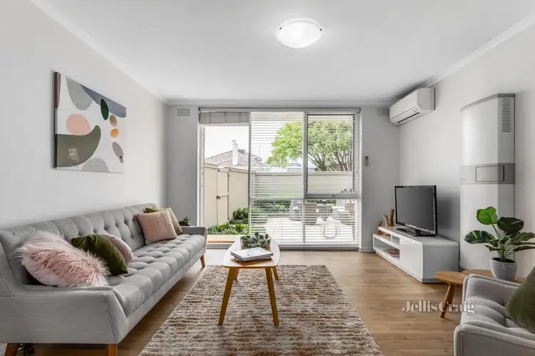 2/19 Gray Street, Bentleigh East VIC 3165