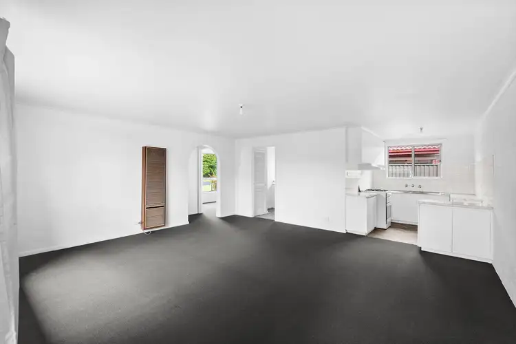 Fifth view of Homely unit listing, 2/104 Sawyer Avenue, Canadian VIC 3350