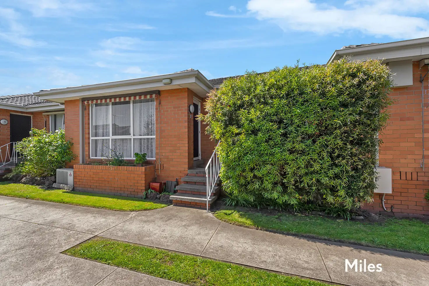 Main view of Homely unit listing, 4/11 Kenilworth Parade, Ivanhoe VIC 3079