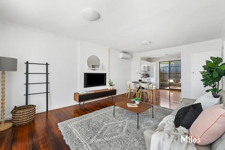 Second view of Homely unit listing, 4/11 Kenilworth Parade, Ivanhoe VIC 3079