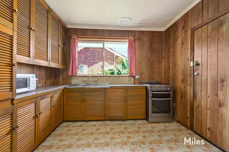 Sixth view of Homely house listing, 7 Ramu Parade, Heidelberg West VIC 3081