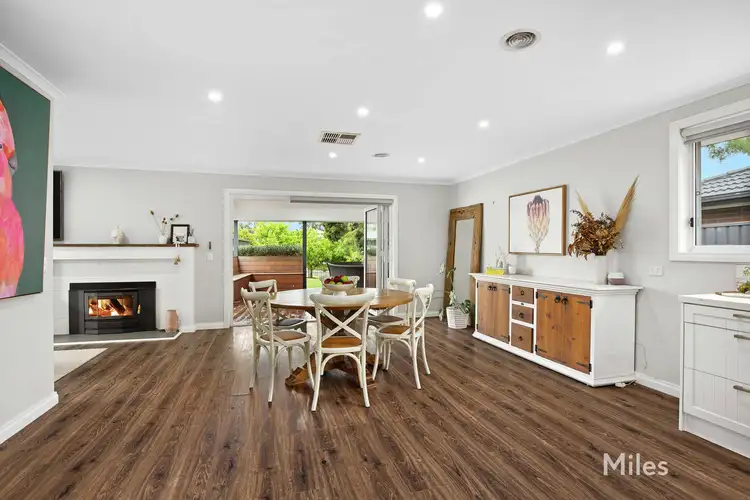 Fifth view of Homely house listing, 10 Jindalee Avenue, Yallambie VIC 3085