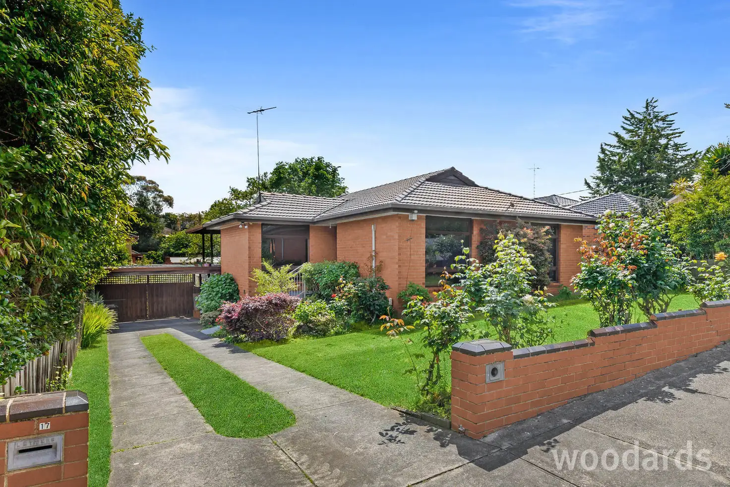 Main view of Homely house listing, 17 Smyth Street, Mount Waverley VIC 3149