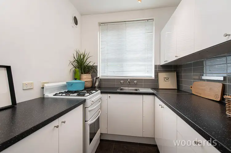 Third view of Homely apartment listing, 2/127 Riversdale Road, Hawthorn VIC 3122