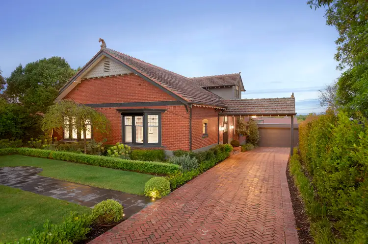 2 Fairview Grove, Glen Iris VIC 3146