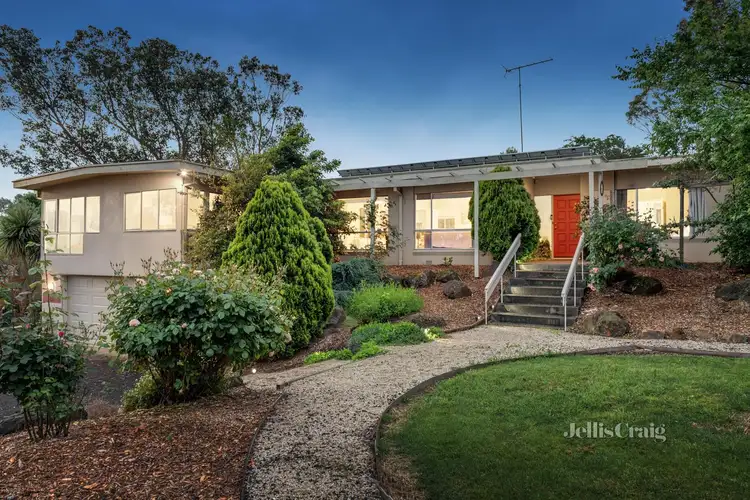 29 Ramptons Road, Eltham North VIC 3095