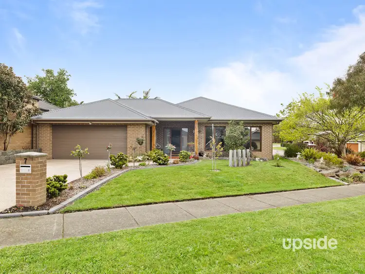 Sixth view of Homely house listing, 7 Woodrush Drive, Langwarrin VIC 3910