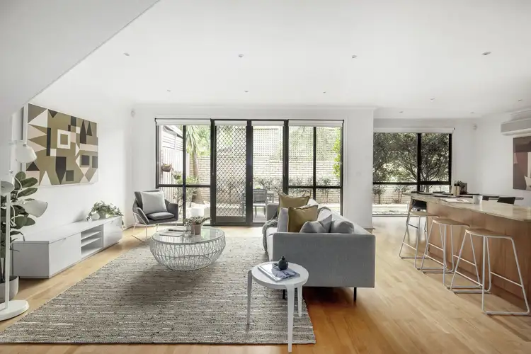 4/10 Burke Road, Malvern East VIC 3145