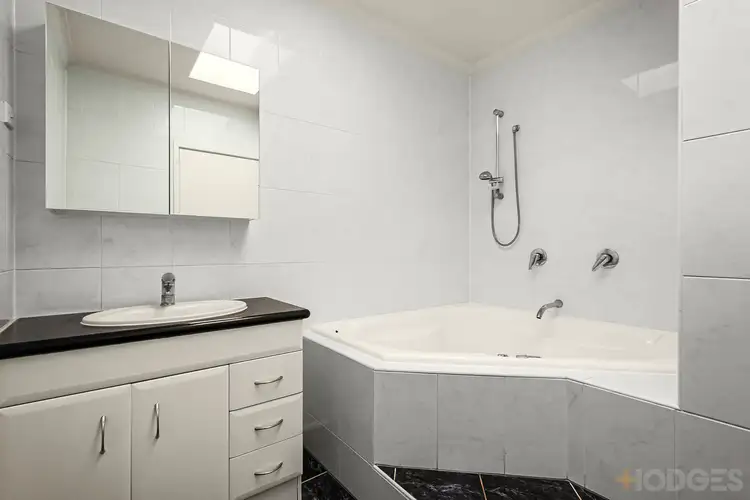 Fifth view of Homely unit listing, 2/294 Jasper Road, Mckinnon VIC 3204