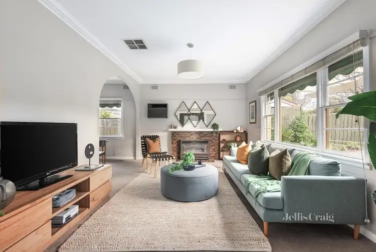 Main view of Homely house listing, 2 Sassella Street, Bentleigh East VIC 3165