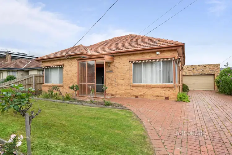 6 Molden Street, Bentleigh East VIC 3165