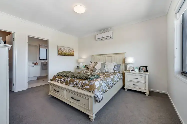 Fifth view of Homely house listing, 72 Dawley Circuit, Werribee VIC 3030