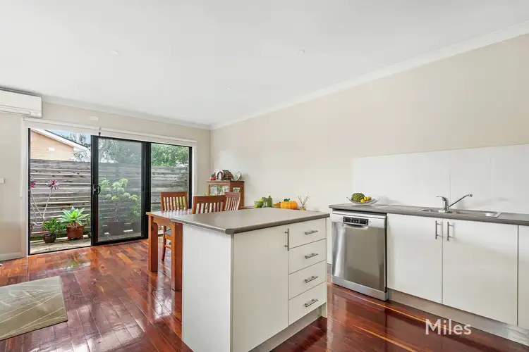 15/15 McEwan Road, Heidelberg Heights VIC 3081