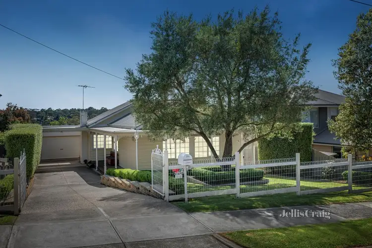 24 Silk Street, Rosanna VIC 3084