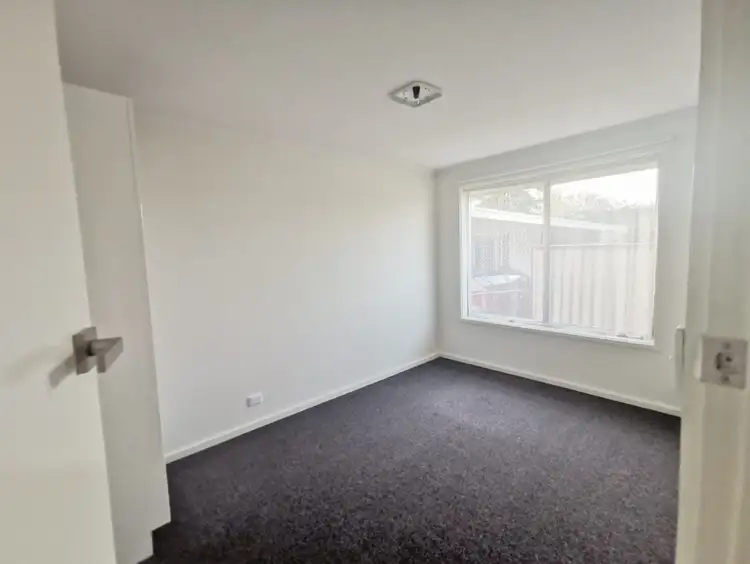Fifth view of Homely unit listing, 3/3 Webbcona Parade, Wendouree VIC 3355
