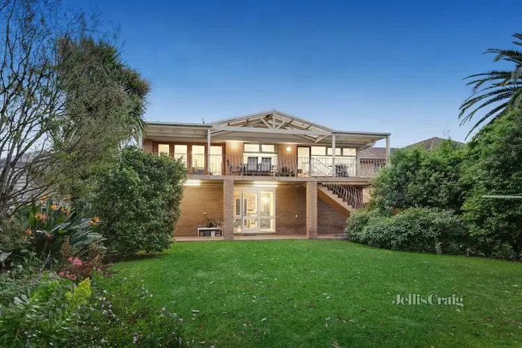 110 Waiora Road, Rosanna VIC 3084