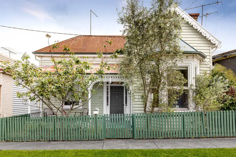 305 Neill Street, Soldiers Hill VIC 3350