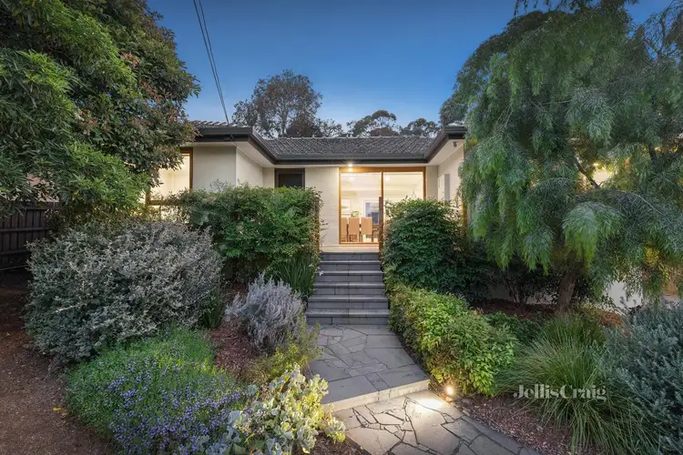 4 Flint Street, Eltham VIC 3095