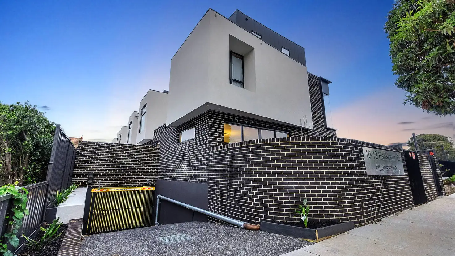 Main view of Homely townhouse listing, 10/10-12 Earlstown Road, Hughesdale VIC 3166
