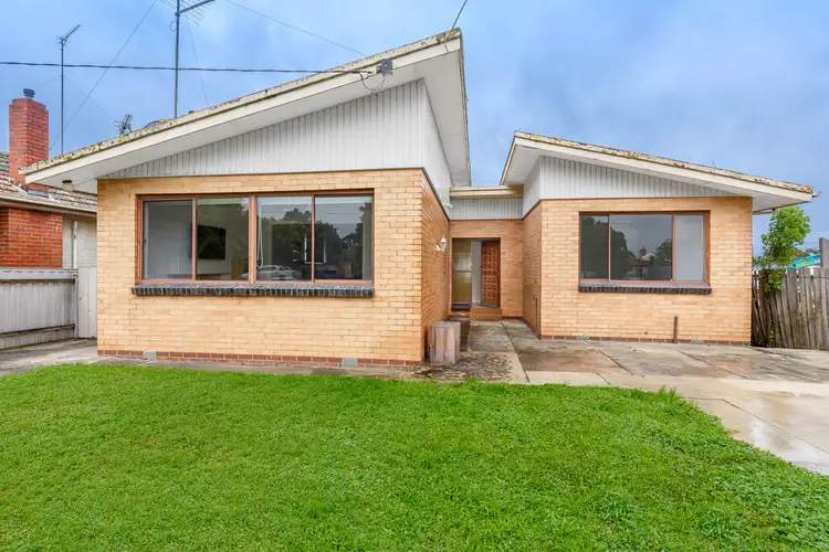 213 Park Street West, Delacombe VIC 3356