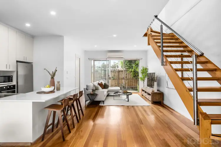 Fourth view of Homely townhouse listing, 2/393 Nepean Highway, Mordialloc VIC 3195