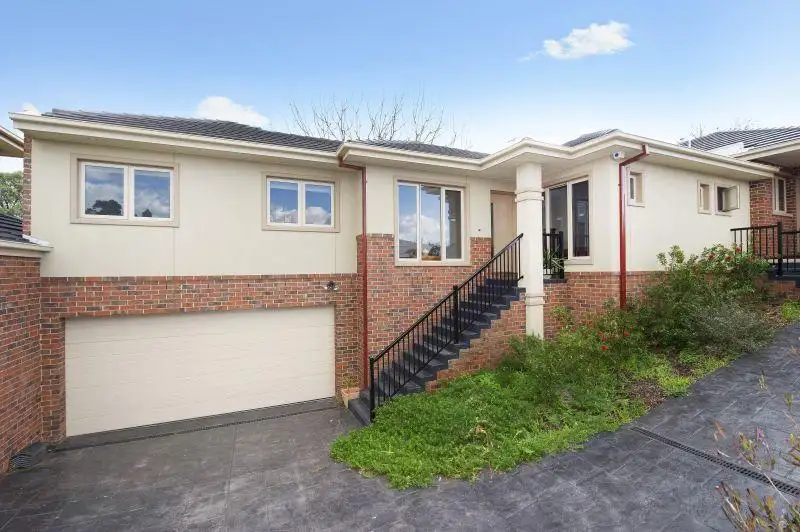Main view of Homely townhouse listing, 2/5 Reid Street, Ashwood VIC 3147