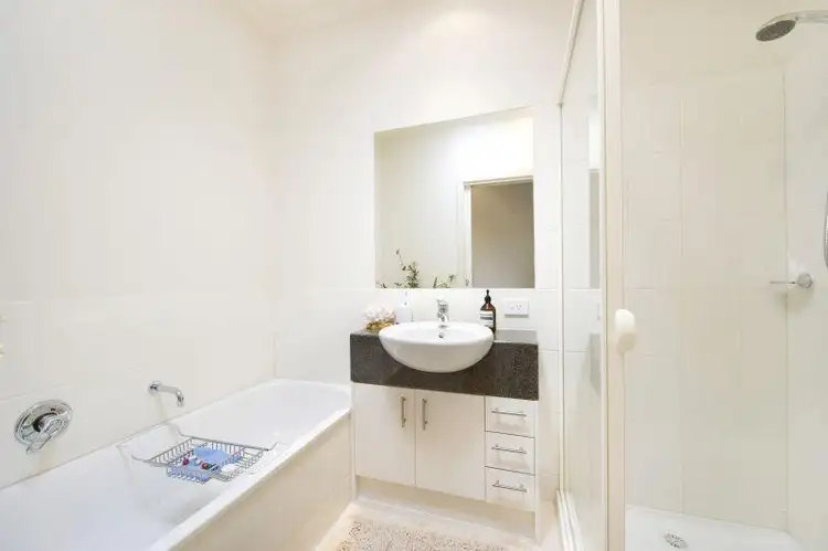Fourth view of Homely townhouse listing, 2/5 Reid Street, Ashwood VIC 3147